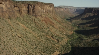 Free  Bar Stock Footage, Cliff, Canyon, Geological Formation, Desert, Valley