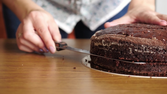 Tiktok Video Download With Username, Food, Spatula, Dessert, Chocolate Sauce, Plate